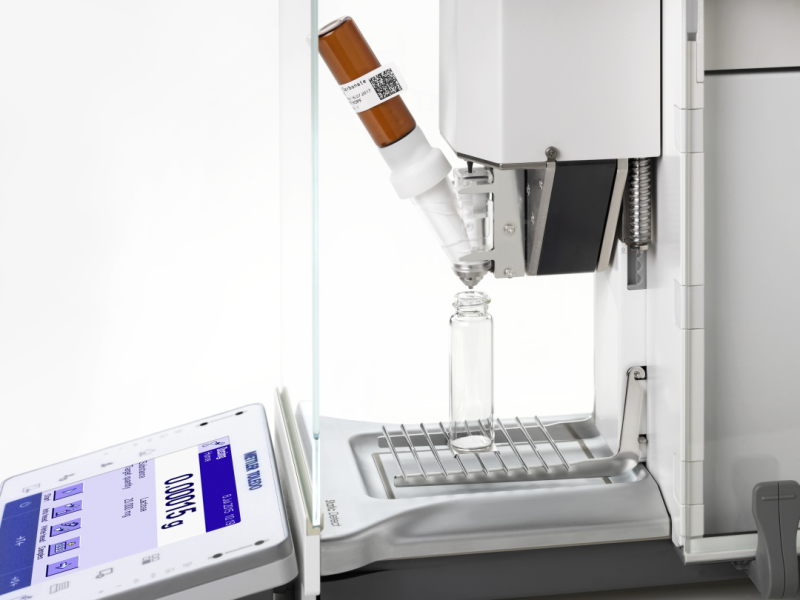 Address Bottlenecks in Pharmaceutical and Biotech R&D  with Automated Powder Dispensing Technology