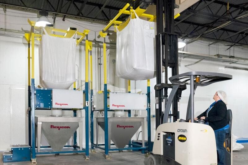 Humanitarian Food Relief Increased Sevenfold with Flexicon Bulk Handling System