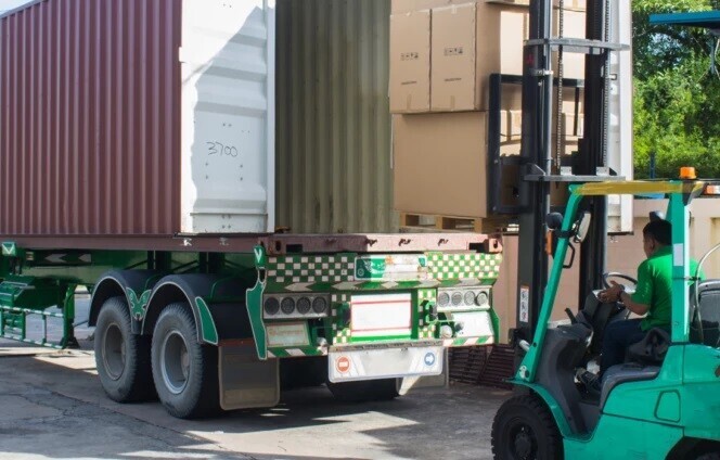 Article by BISON Group Limited - 4 Reasons to Weigh Cargo Containers in the Loading Zone