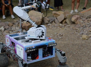 Utilcell and UPC extend their partnership at the 2025 European Rover Challenge